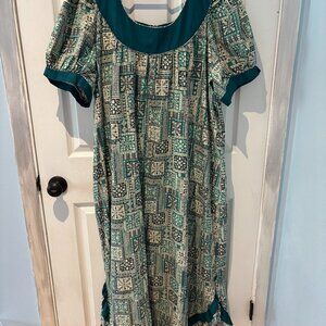 Vintage Green Pattern MuuMuu